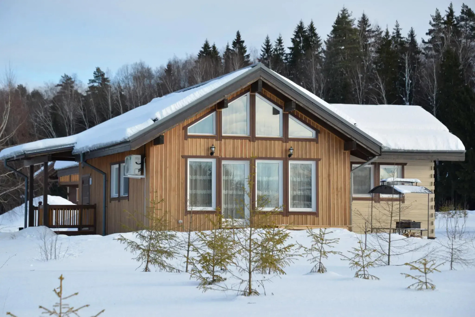 Коттедж Б6 на базе отдыха Новинки Парк