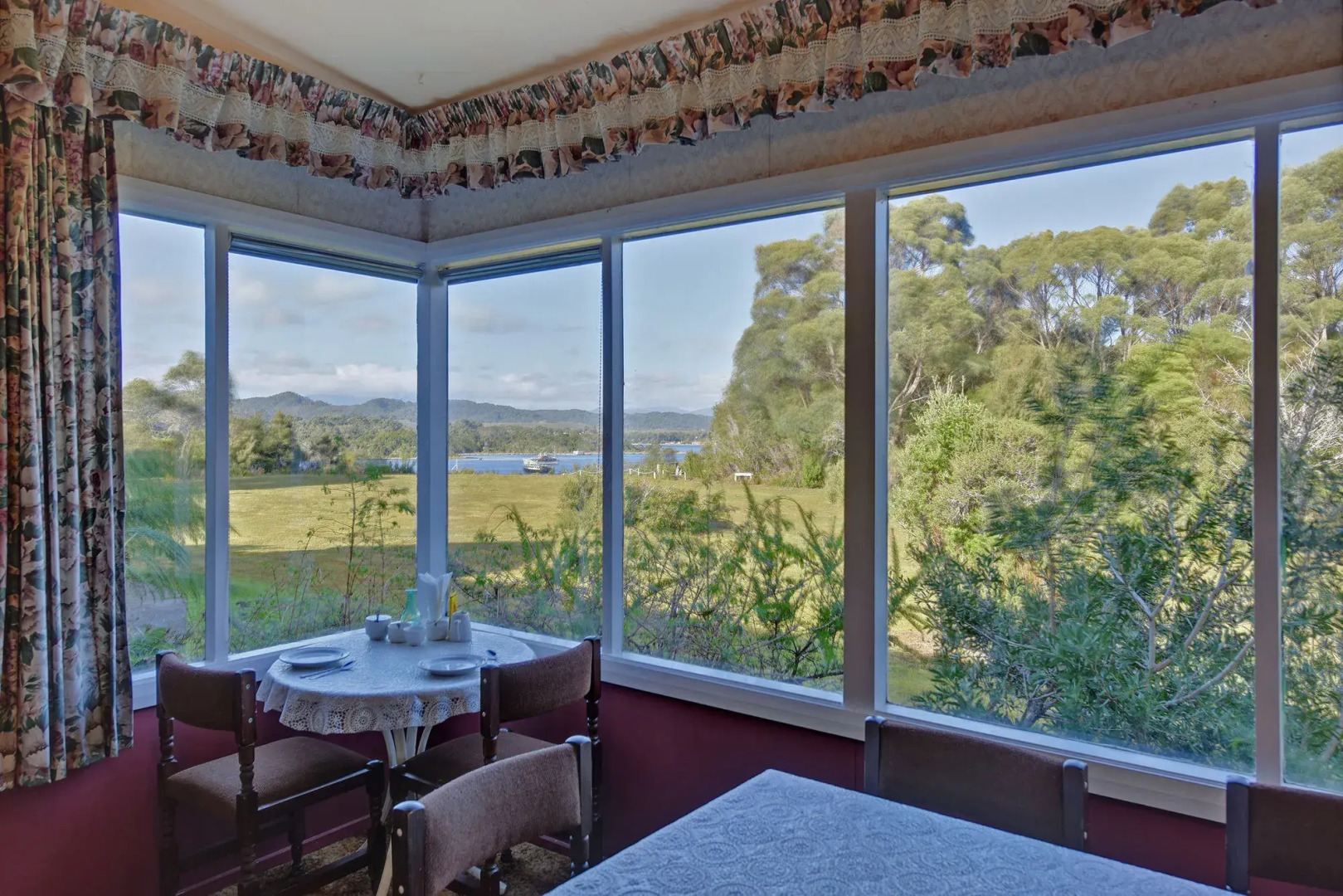 Strahan Wilderness Lodge