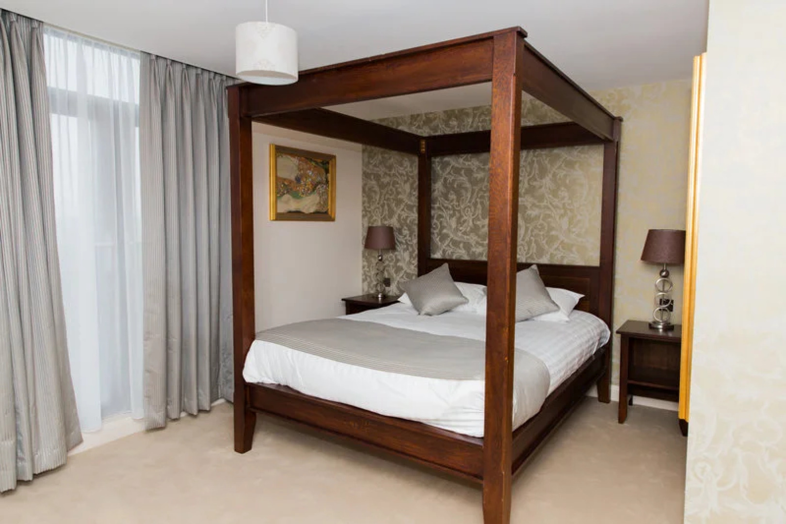 The Hogs Back & Spa Farnham