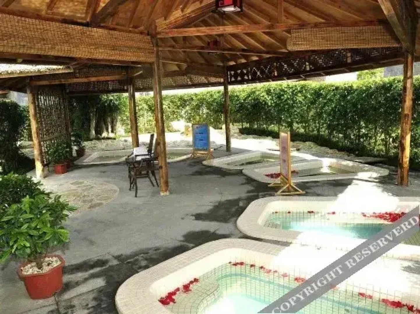 Techeng Island Resort