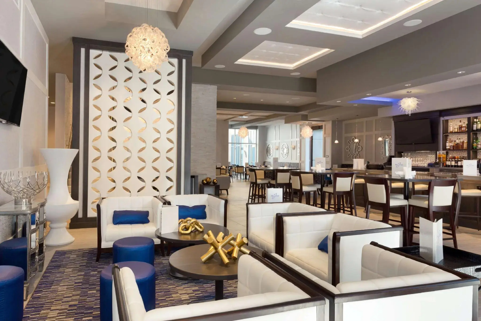 Embassy Suites by Hilton Kansas City Olathe