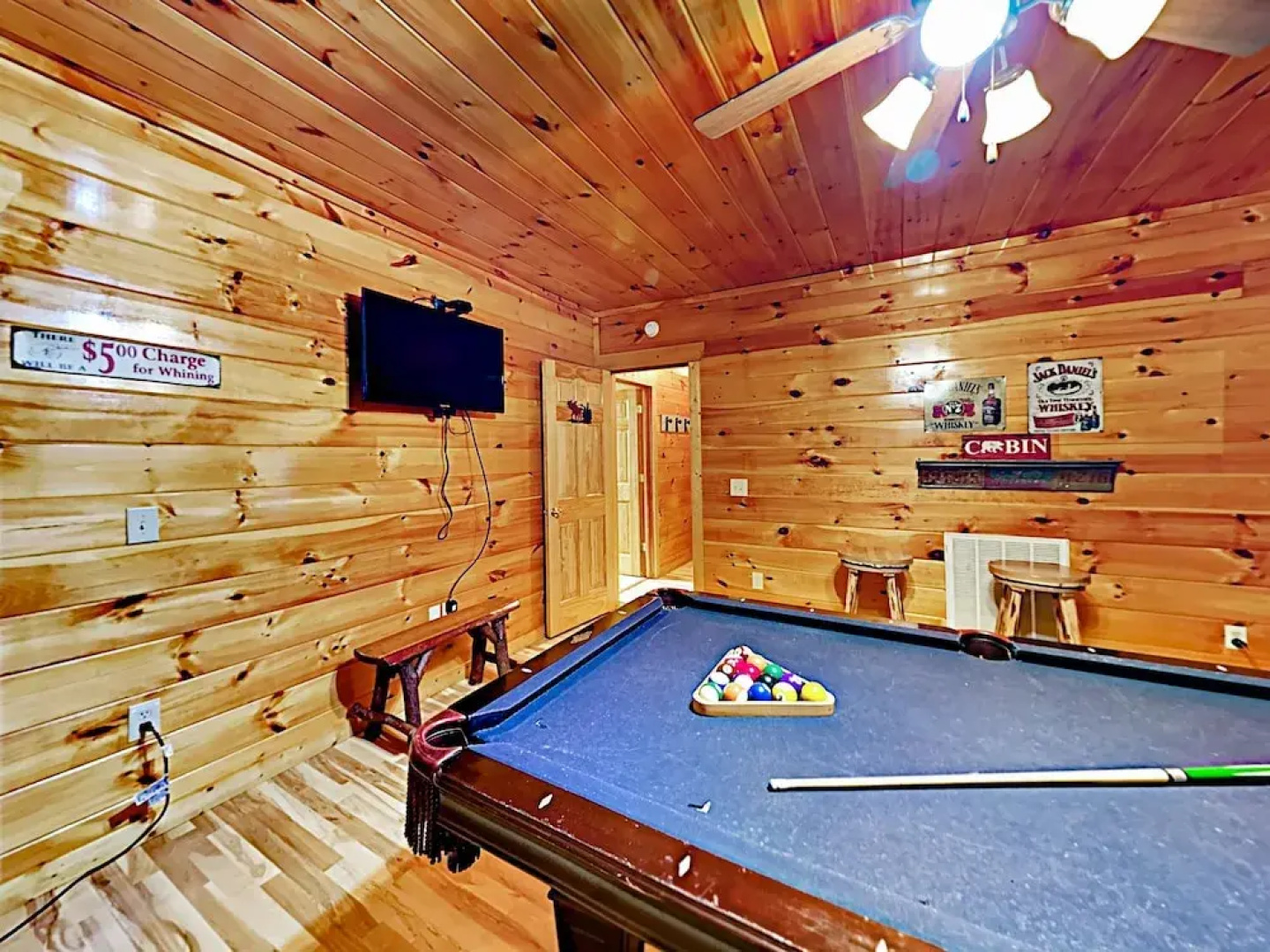 Upper Middle Creek 2 Cabins 6 Bedrooms 6 Bathrooms Cabin