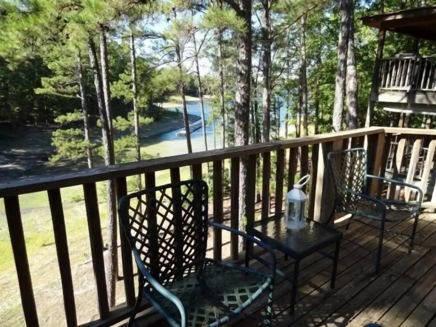 80BPD, Four bedroom, two 1/2 bath log-sided condo with lake view , garage by RedAwning