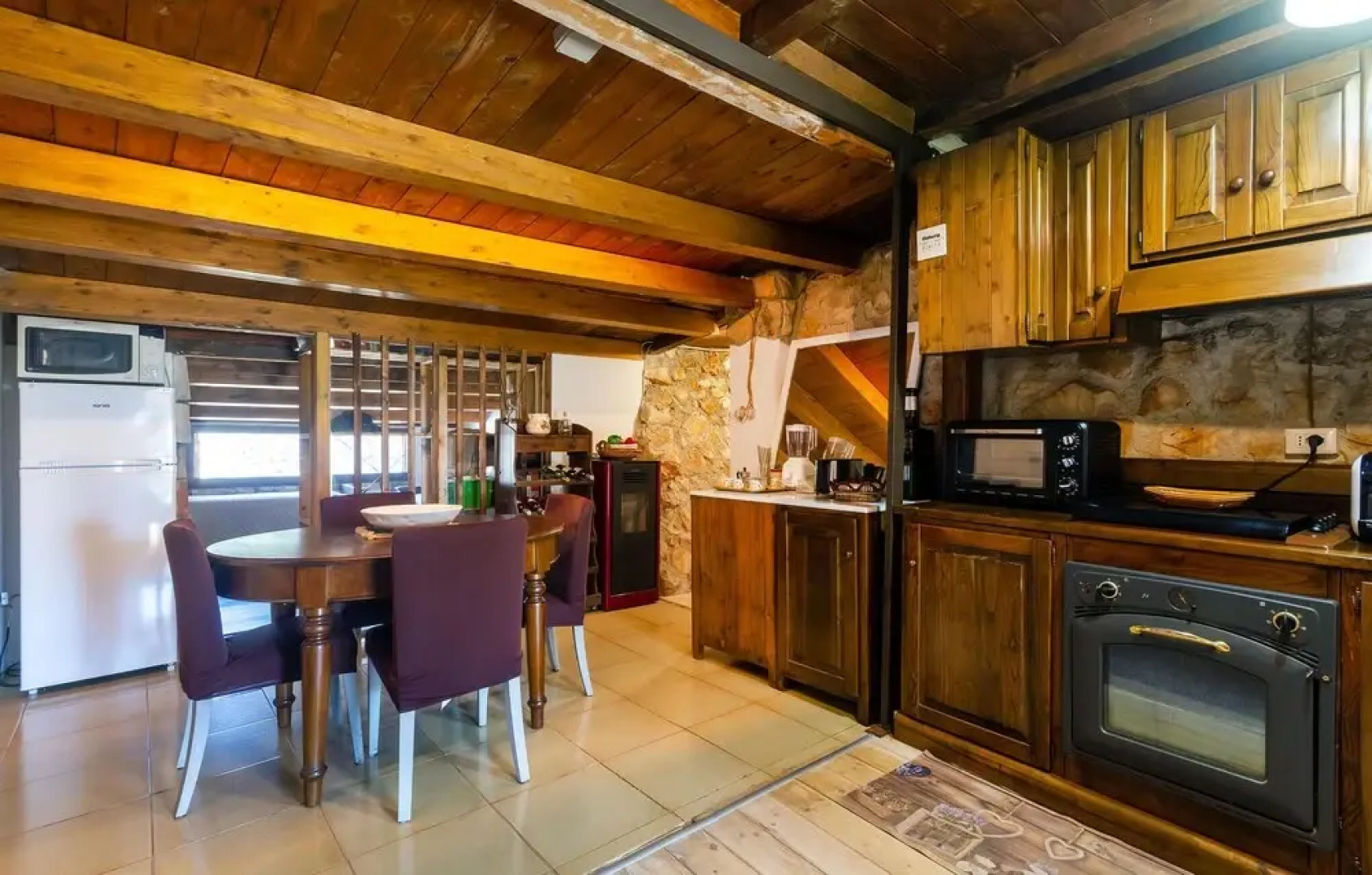 Awesome Home in Acquaviva Delle Fonti With Outdoor Swimming Pool, Wifi and 3 Bedrooms