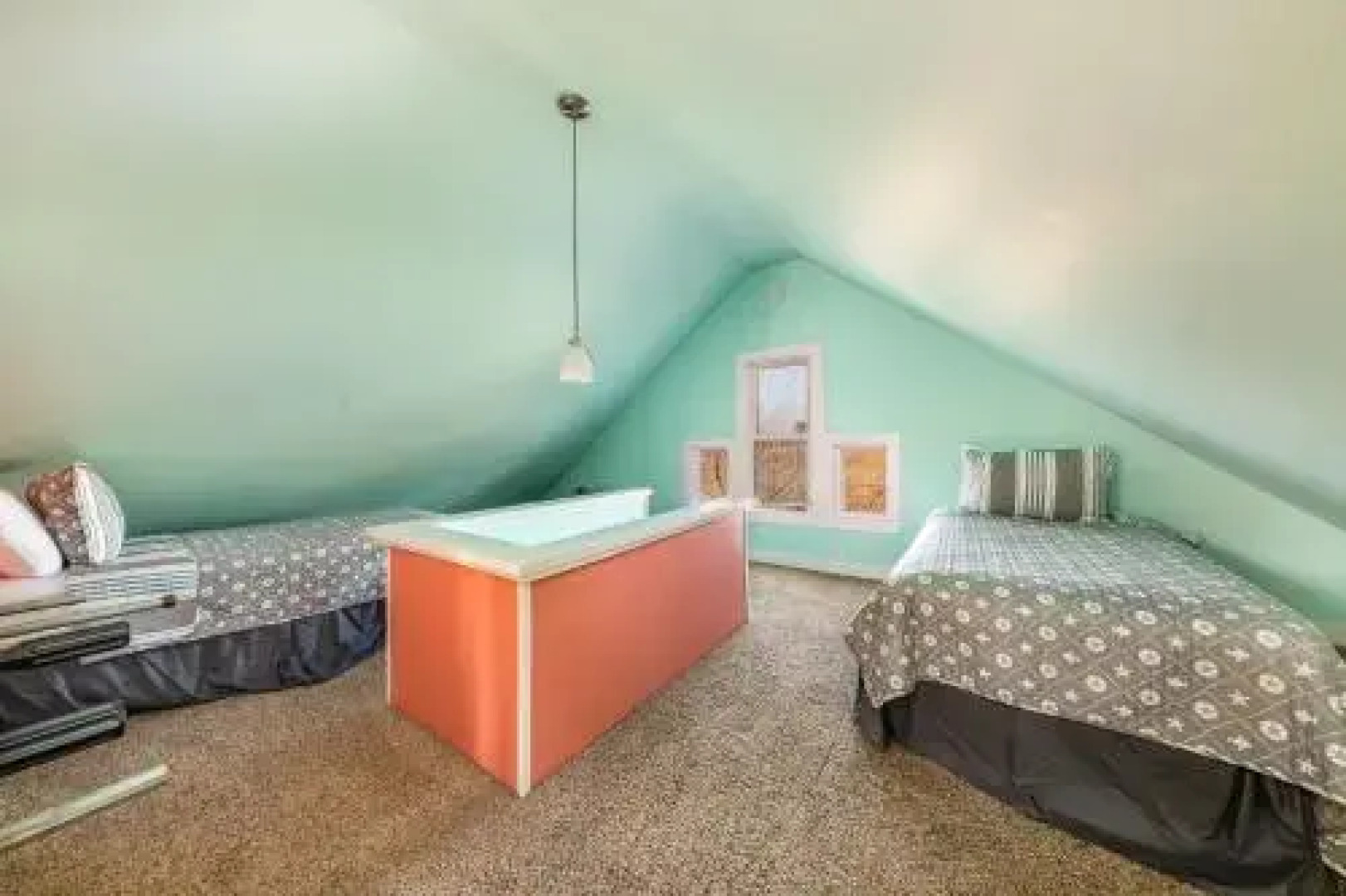 The Brooklyn Estate and Cottage