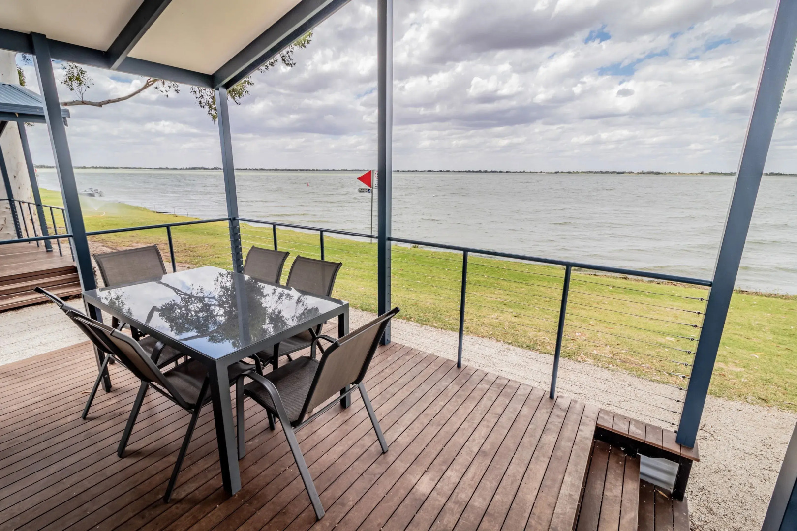 Lake Boga Caravan Park