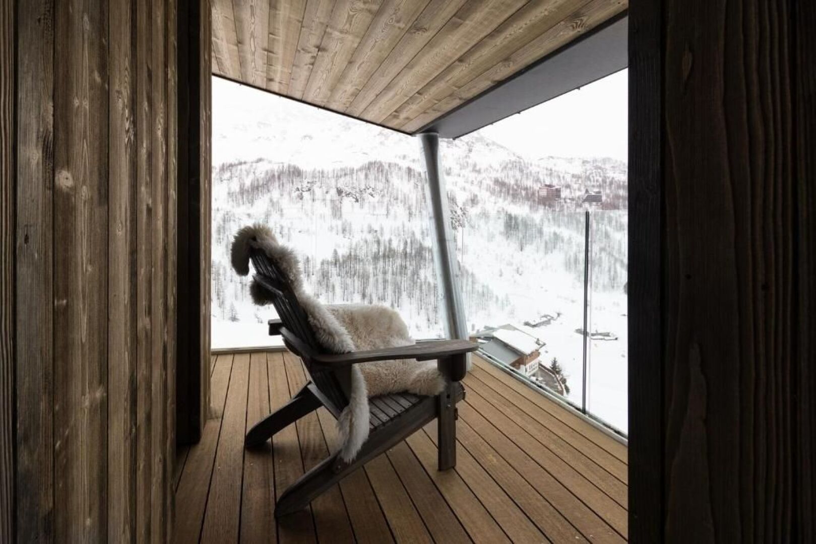 Bergman Mountain Hotel