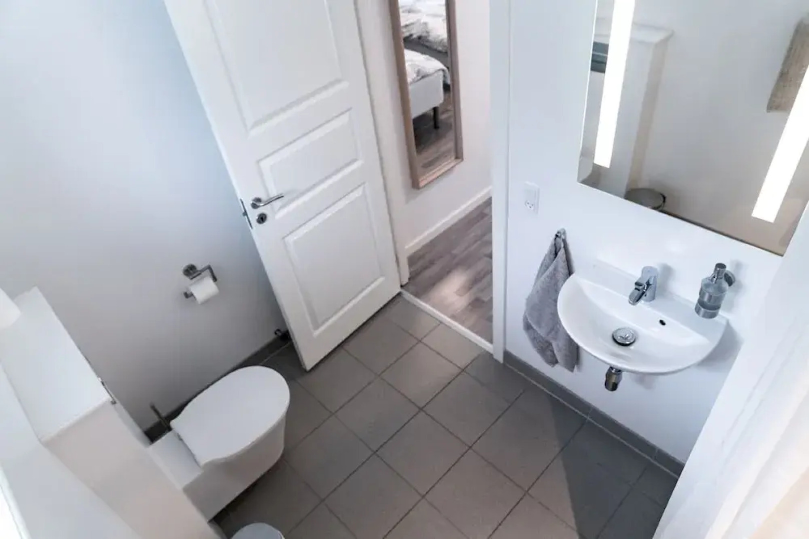 By The Bridge Bed & Breakfast