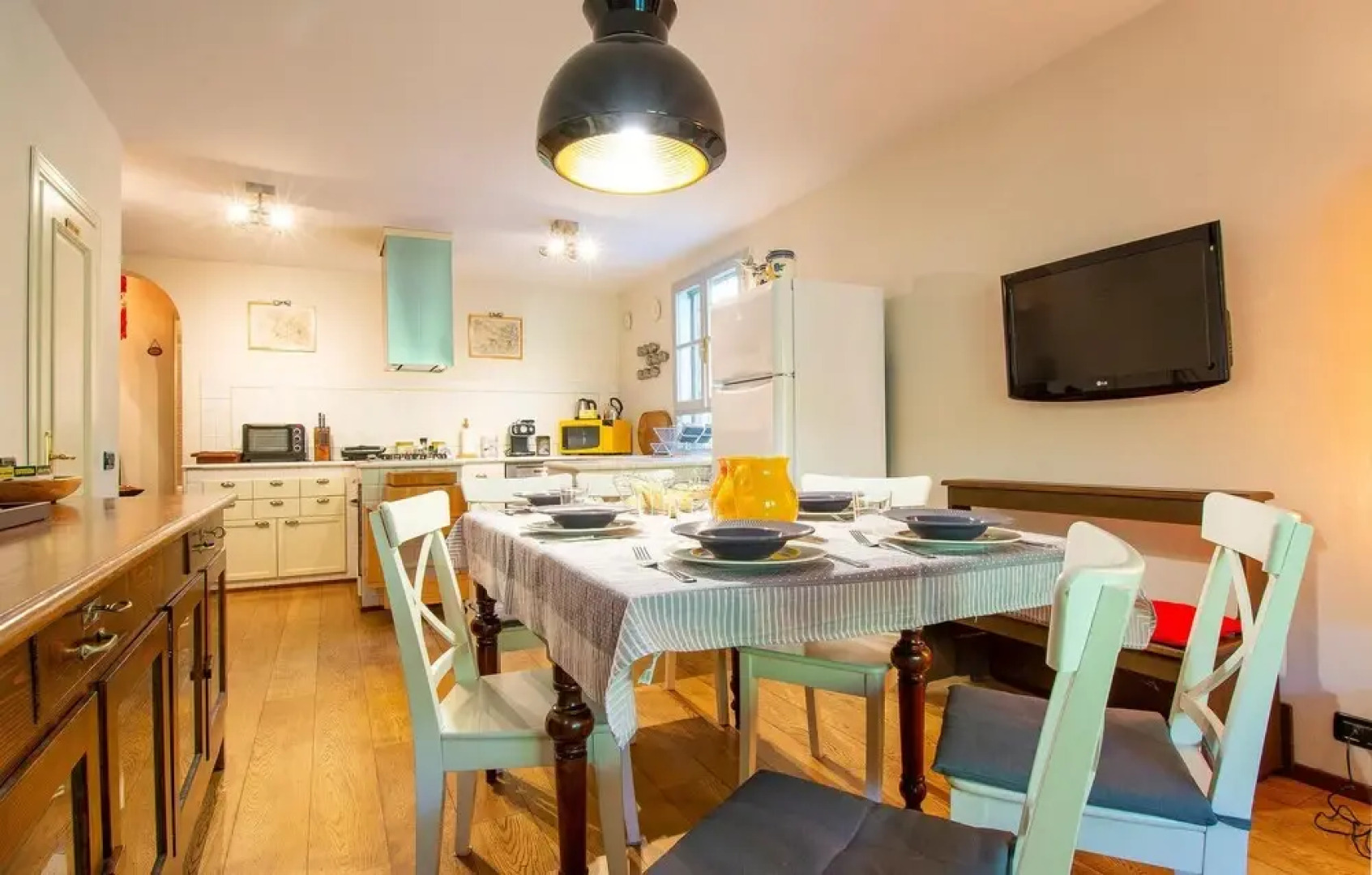 Stunning Home in Larciano With 4 Bedrooms and Wifi