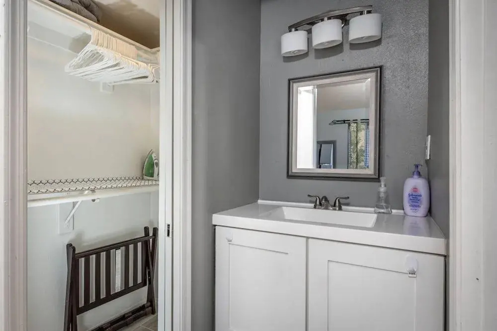 Cozy Gilbert Condo Walking Distance to Downtown!