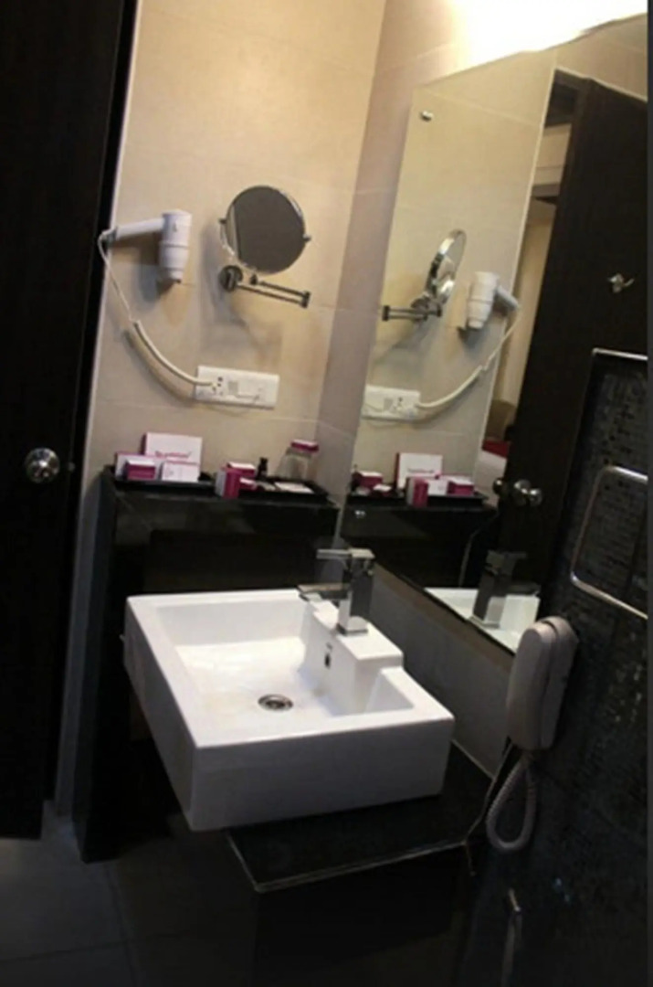 Royal Orchid Central