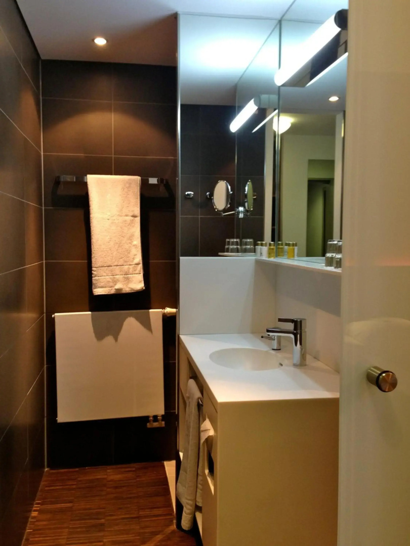 [Bee]Village Messehotel Hannover-Laatzen.