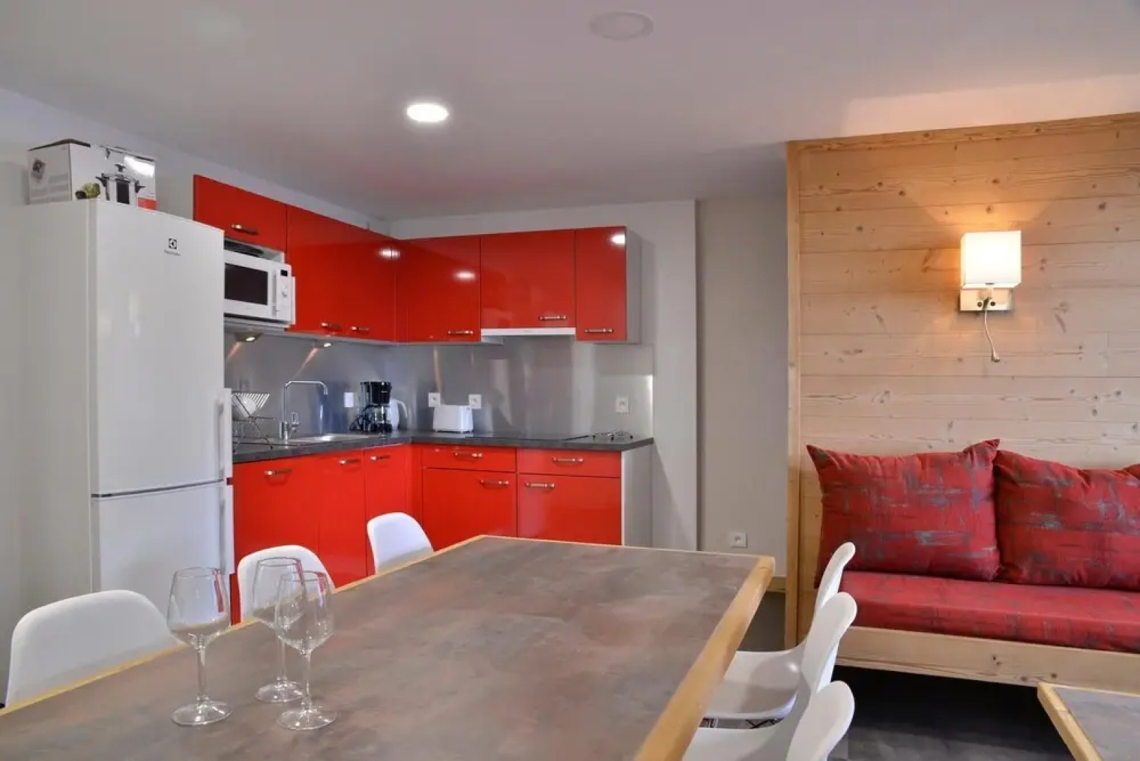 Residence Saintjacques Three-roomed Apartment for 8 People in the Resort Center S213