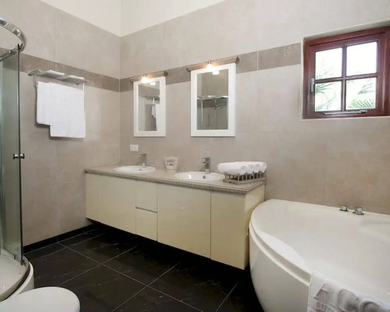 ACOYA Hotel Suites & Villas, Ascend Hotel Collection Member