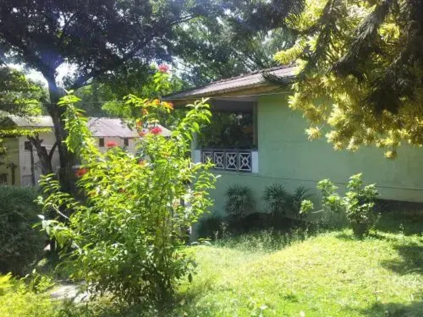 Weeravilla Hotel & Restaurant