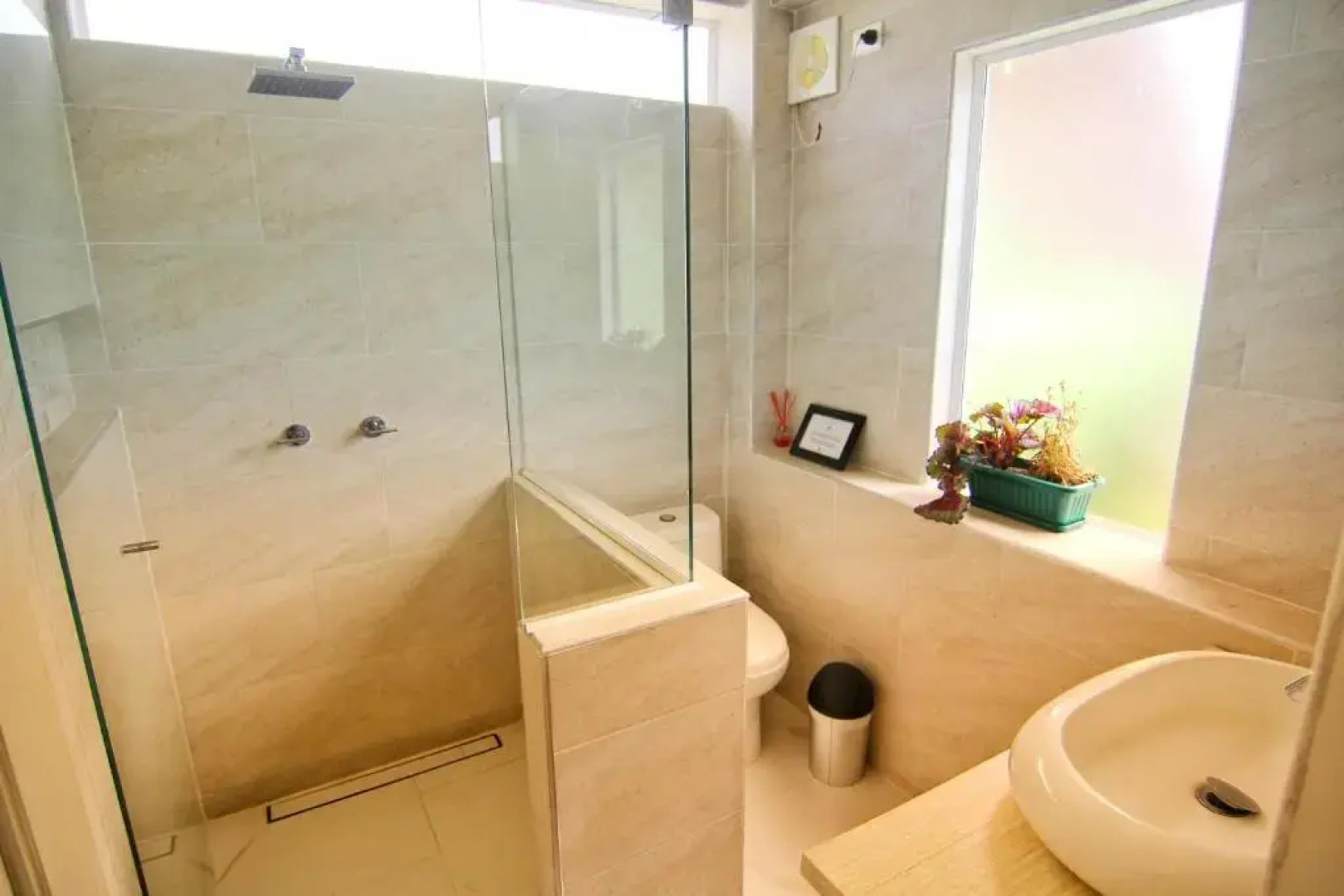 Blue Mango Beach Hotel