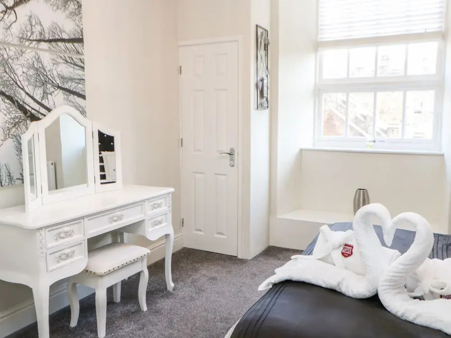 Cosy Cave Stanhope Castle