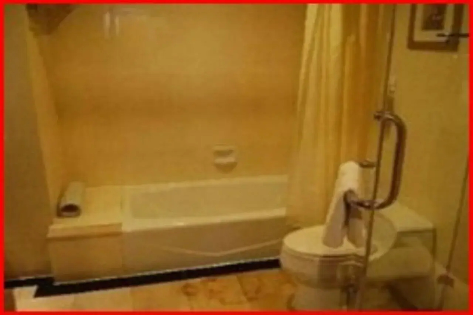 The Bund Riverside Hotel