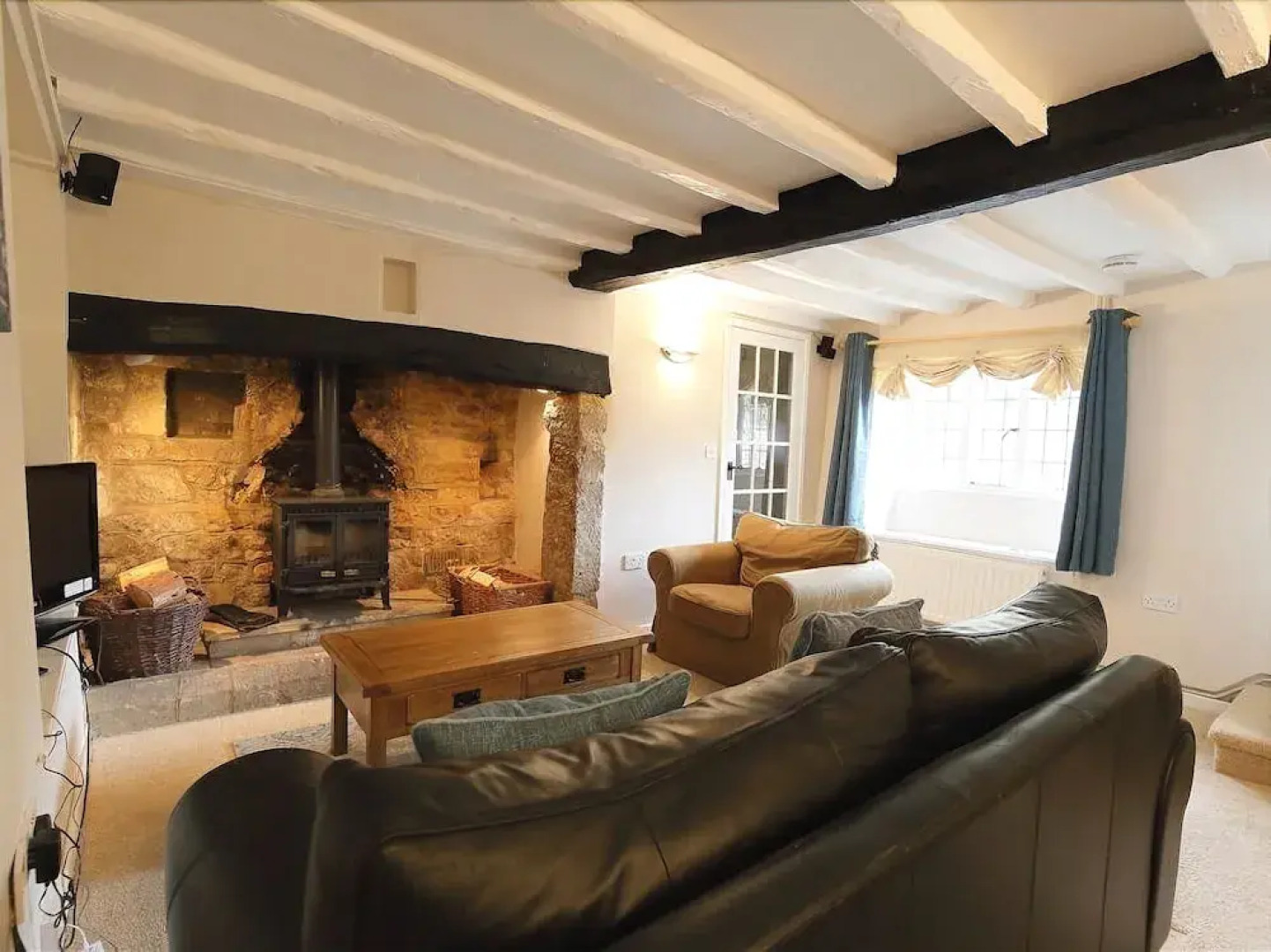 1 Church Cottages, CHIPPING CAMPDEN