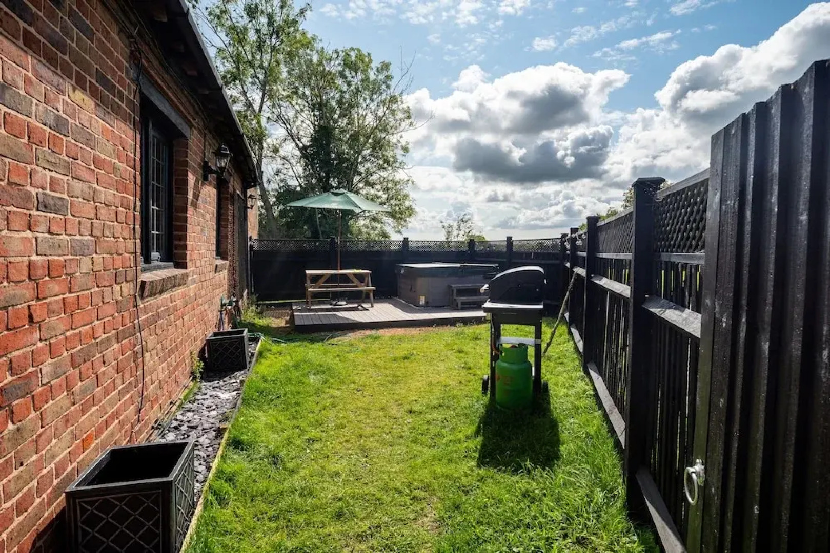 The Cottage at Gildridge Private Hot tub