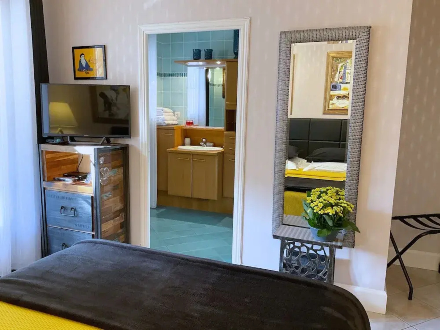 Villa l'Olivier, Chambre d'Hôtes Les Volets Bleus