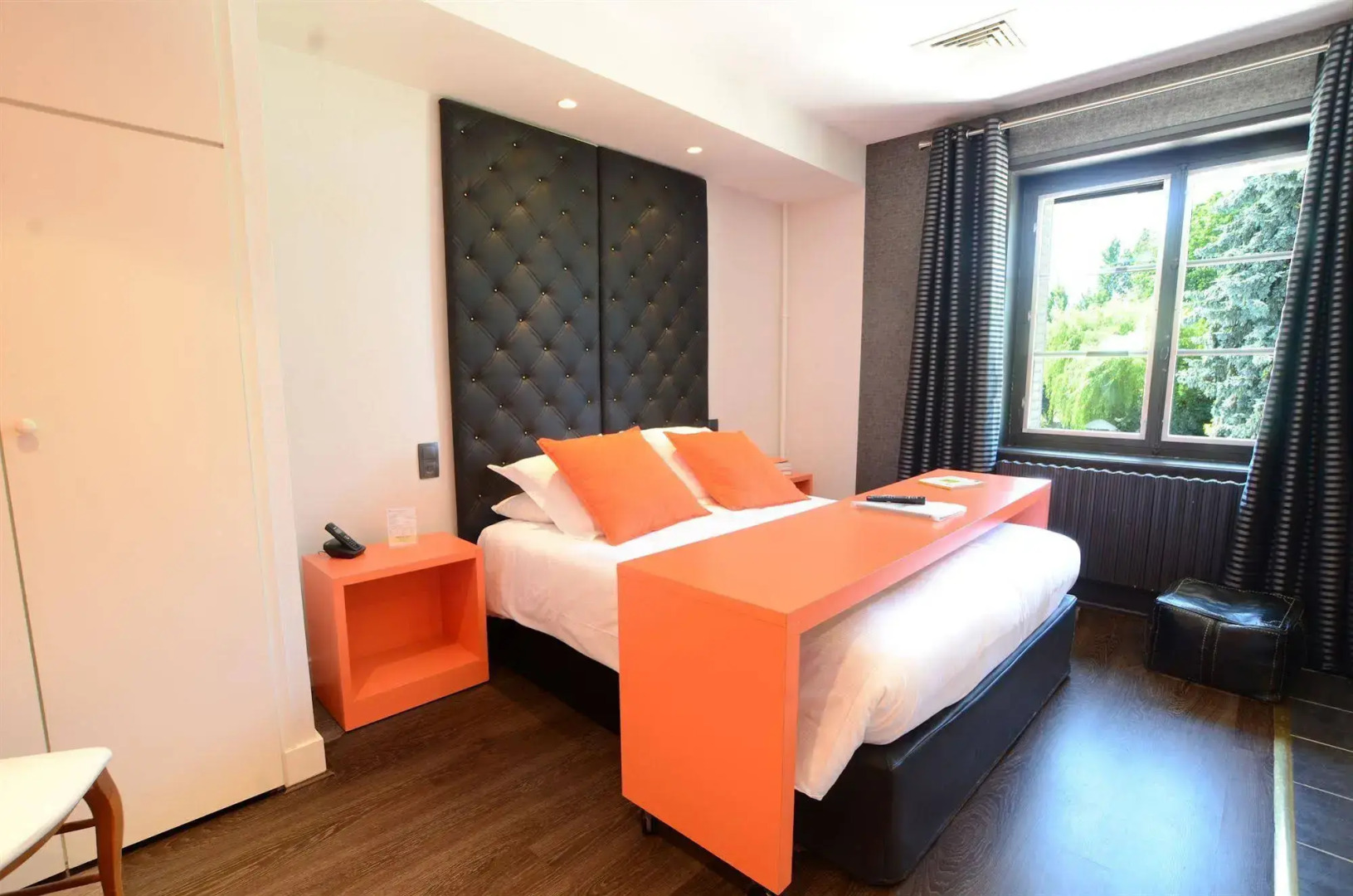 Les Maritonnes Park & Vineyard