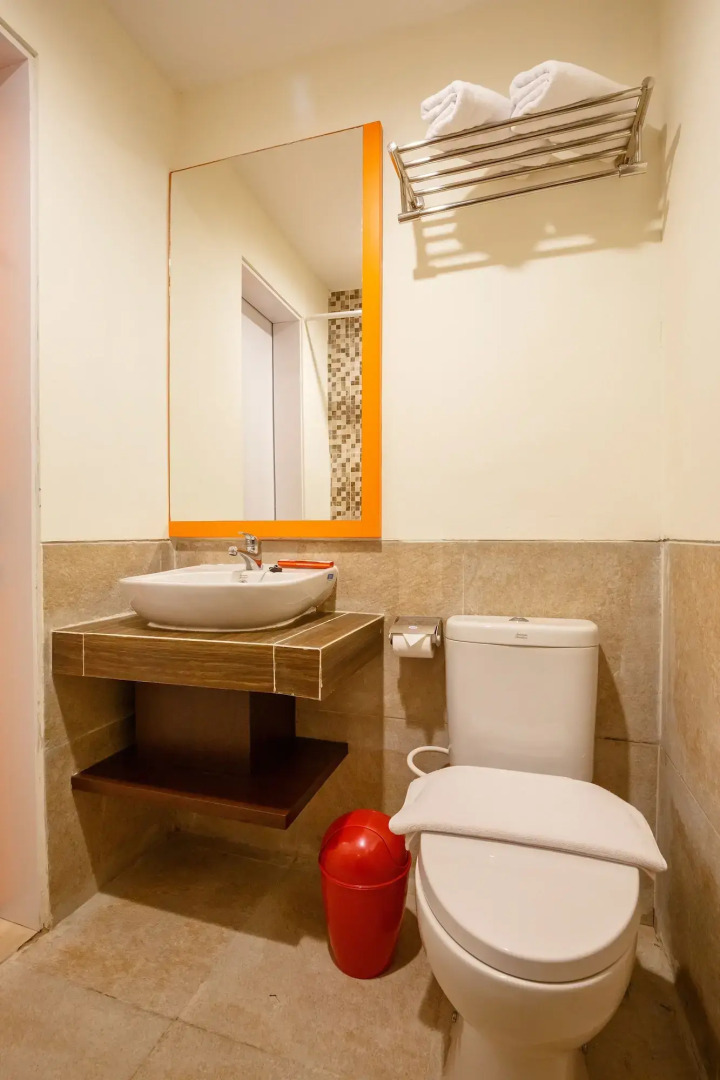 Front One Budget Muntilan