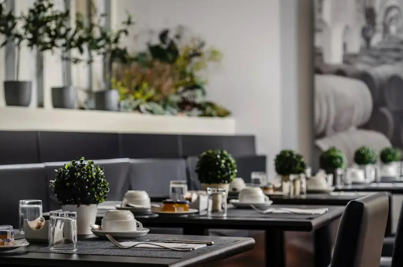 Eurostars Asta Regia