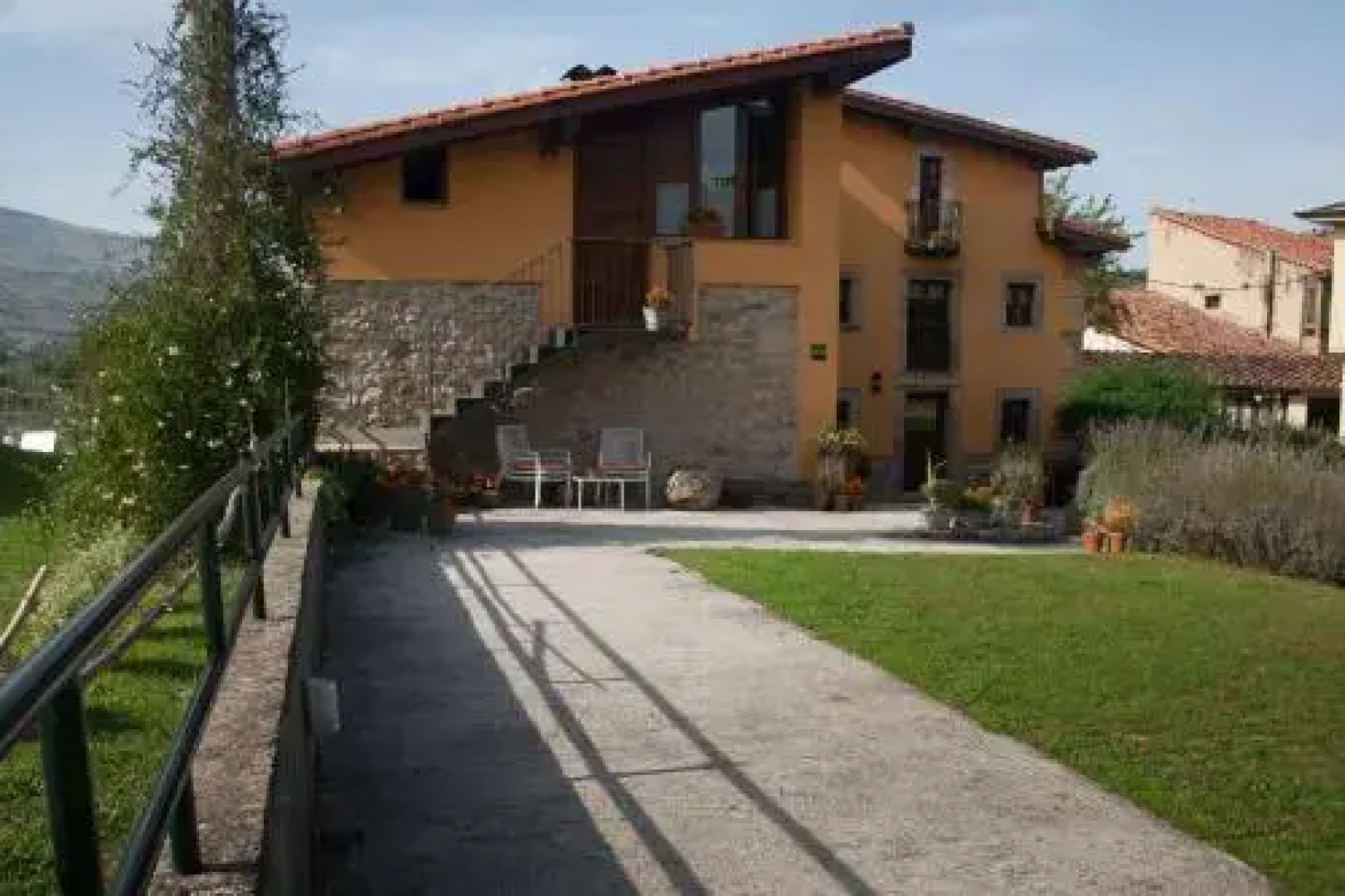 Apartamentos Rurales La Casa Vieja De Silió