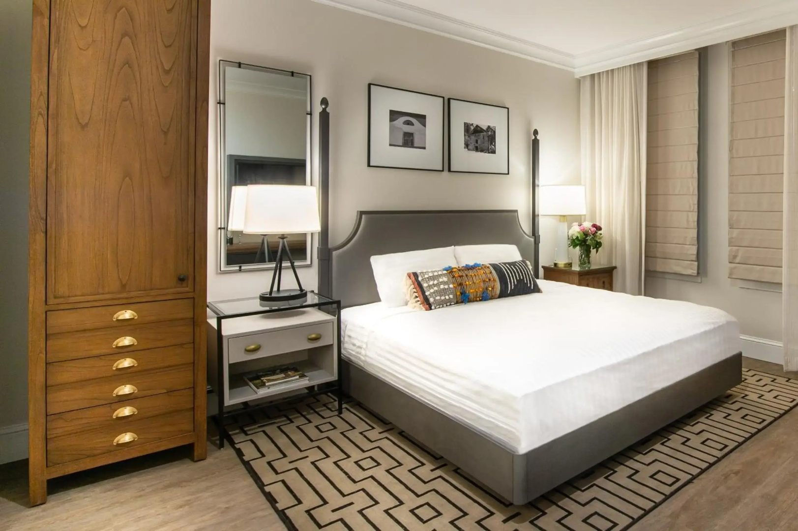 Hotel E