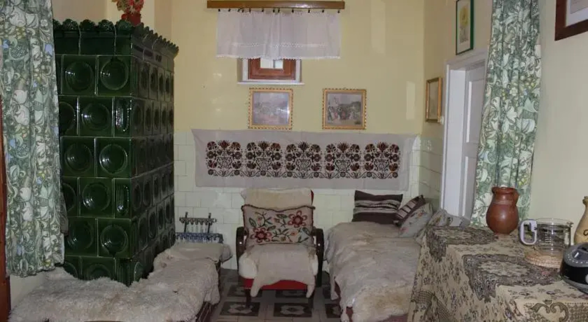 Zöldkapus Falusi Szálláshely