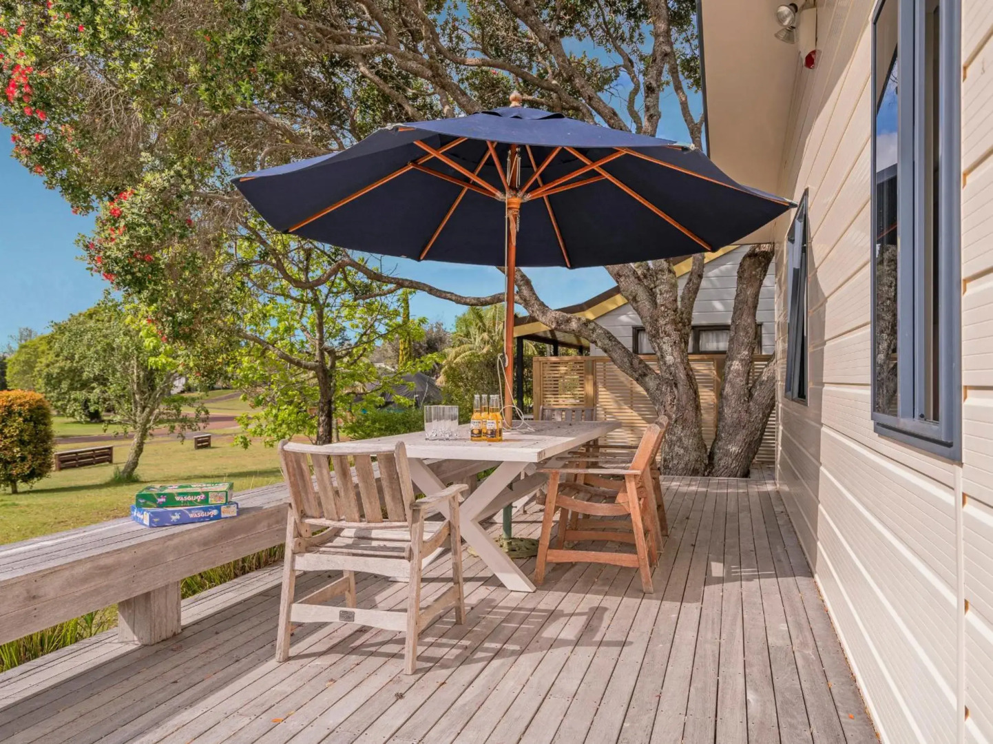 Upsides and Good Vibes - Pauanui Holiday Home