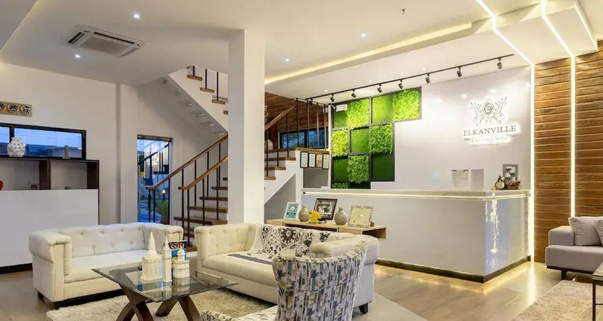 Zen Rooms Elkanville Hotel