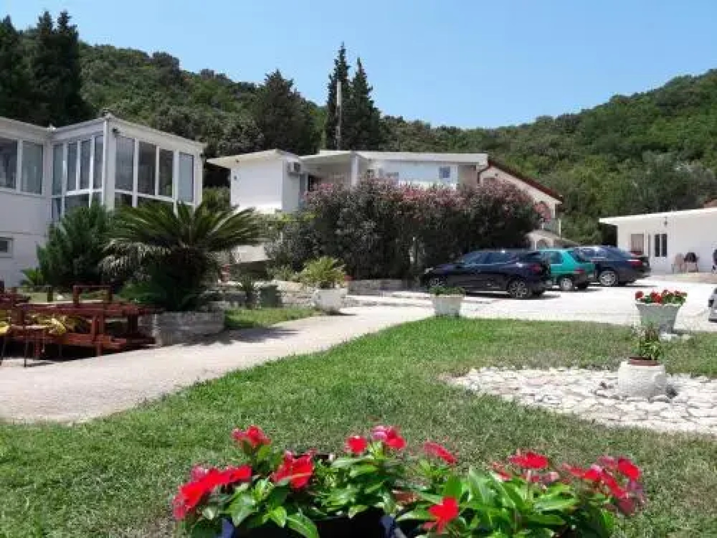 Guesthouse Apartments Zec