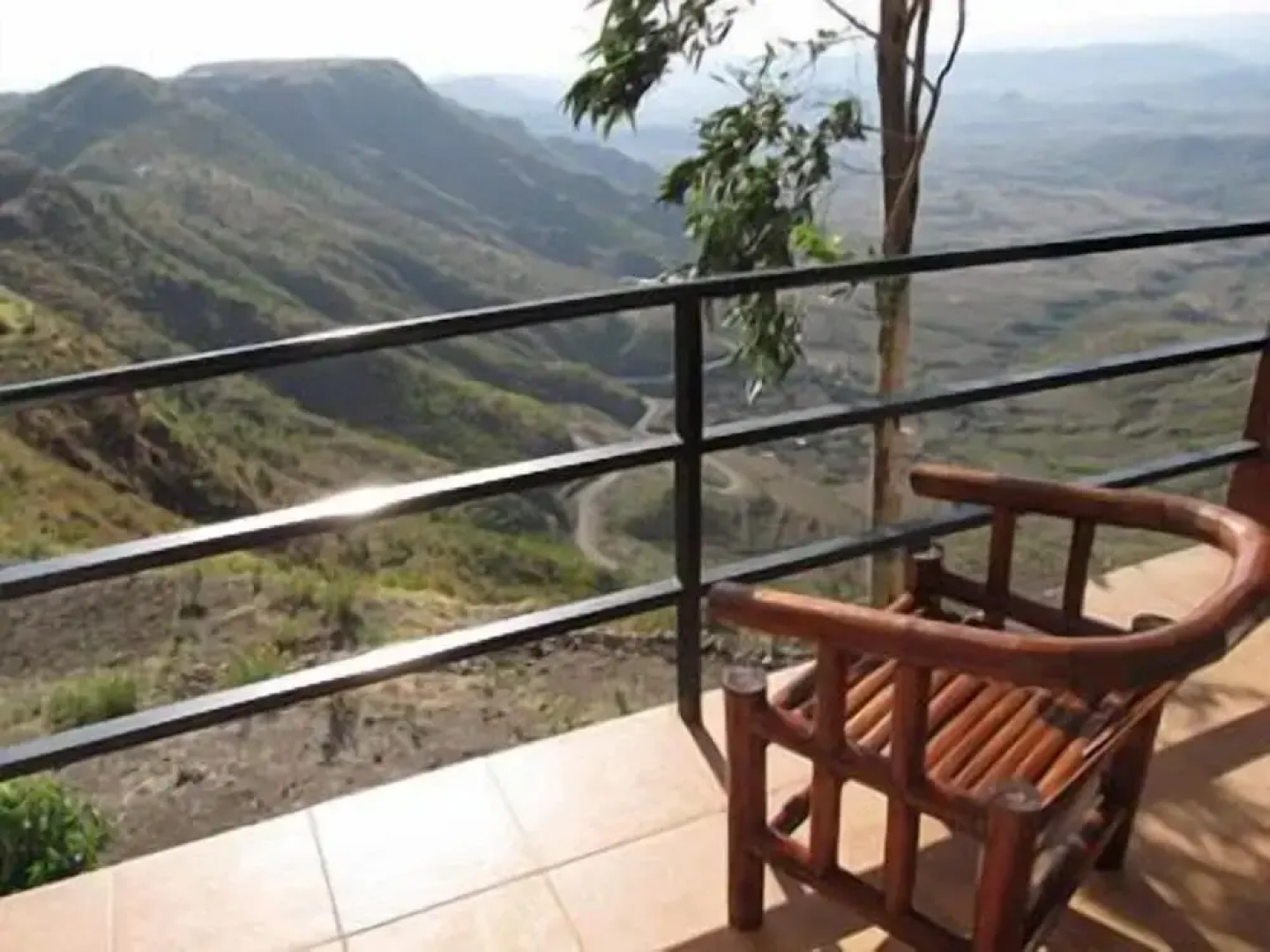 Cliff Edge Hotel - Lalibela