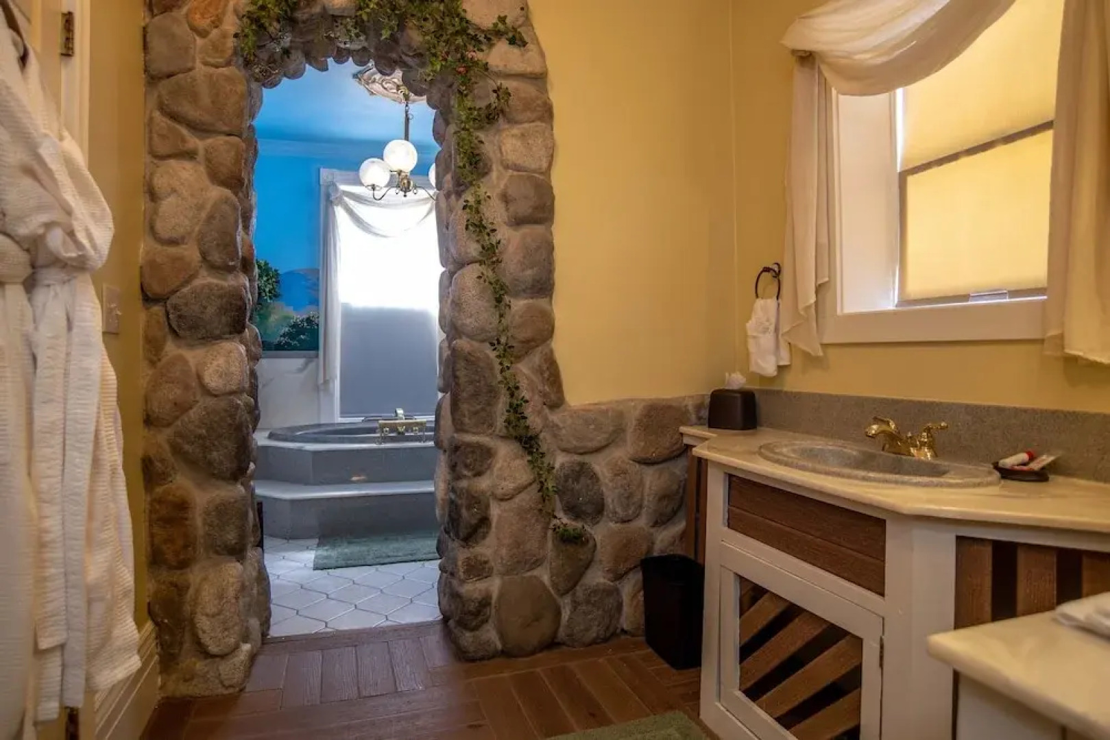 Anniversary Inn - South Temple