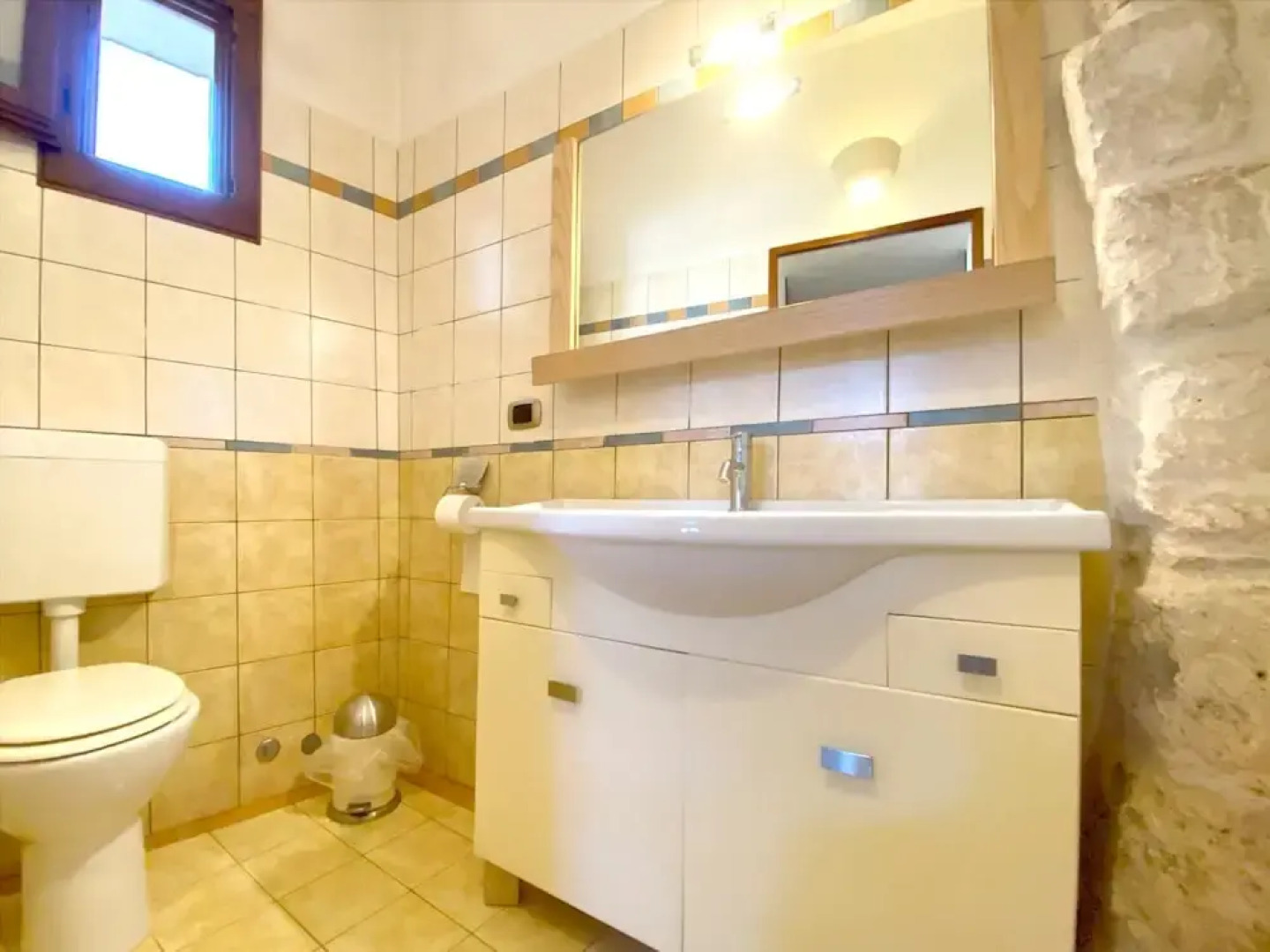 House With 3 Bedrooms in Surano, With Enclosed Garden and Wifi - 7 km