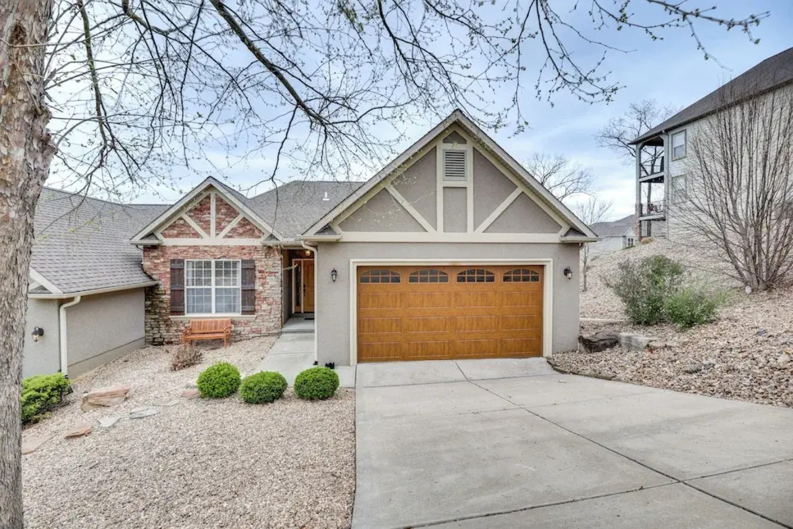 Golf-course View Resort Home in Lake of the Ozarks