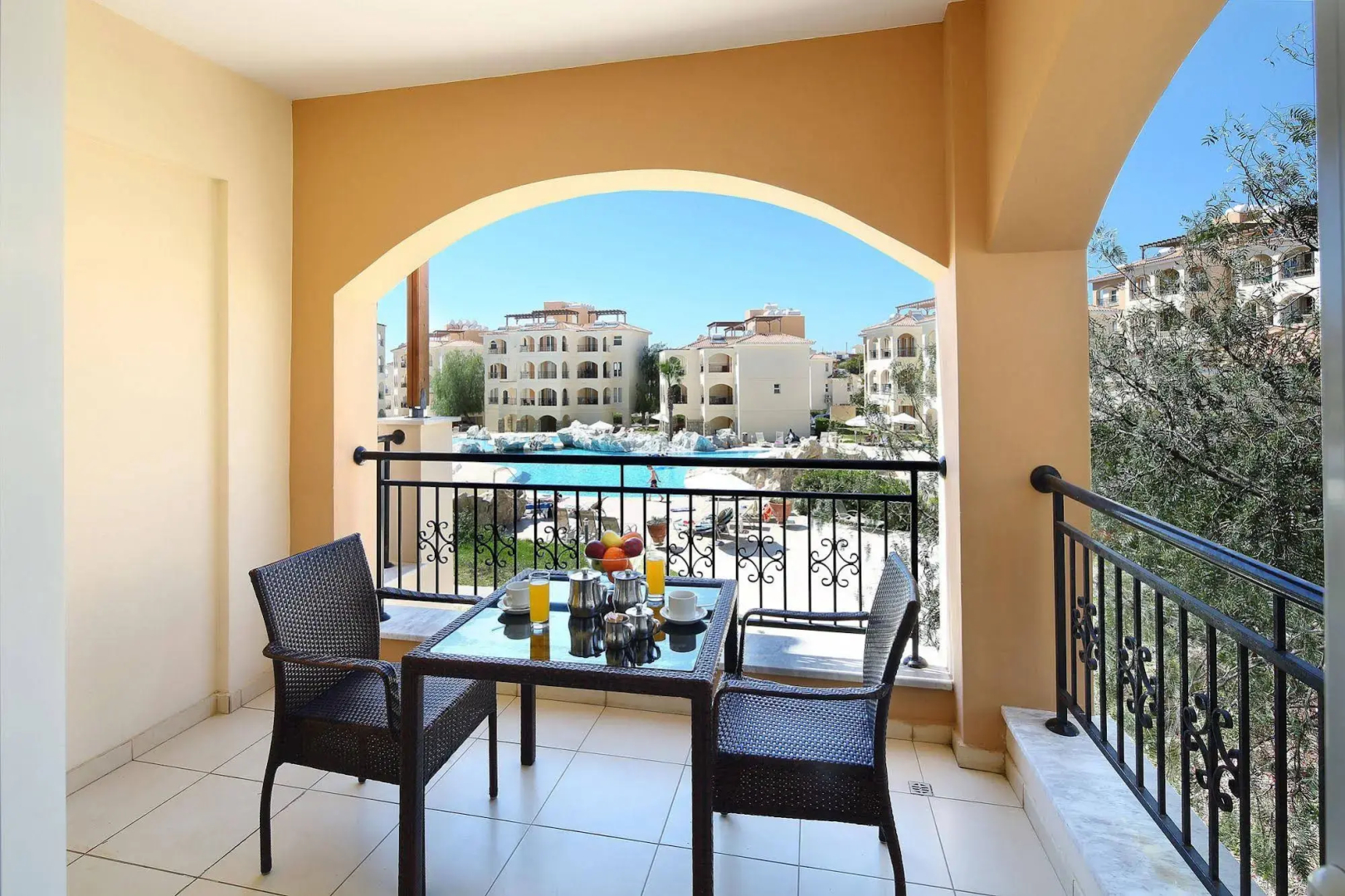 St Nicolas Elegant Residence