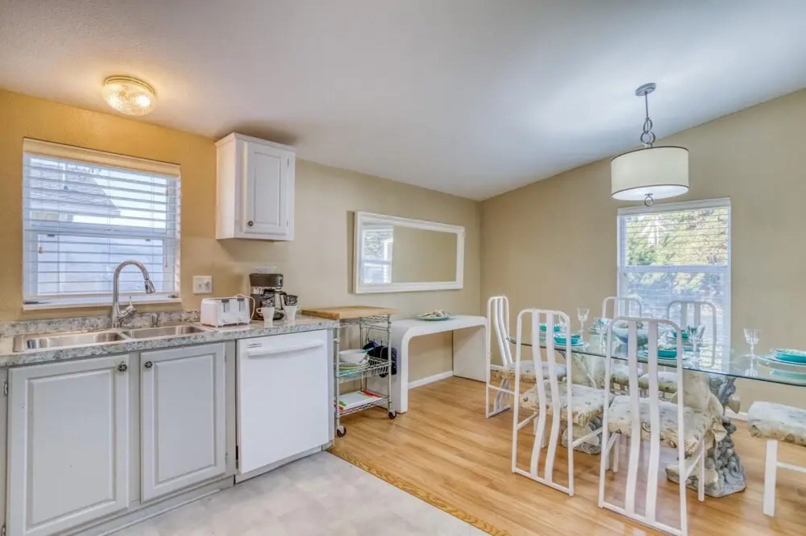 Crow's Coastal Cottage