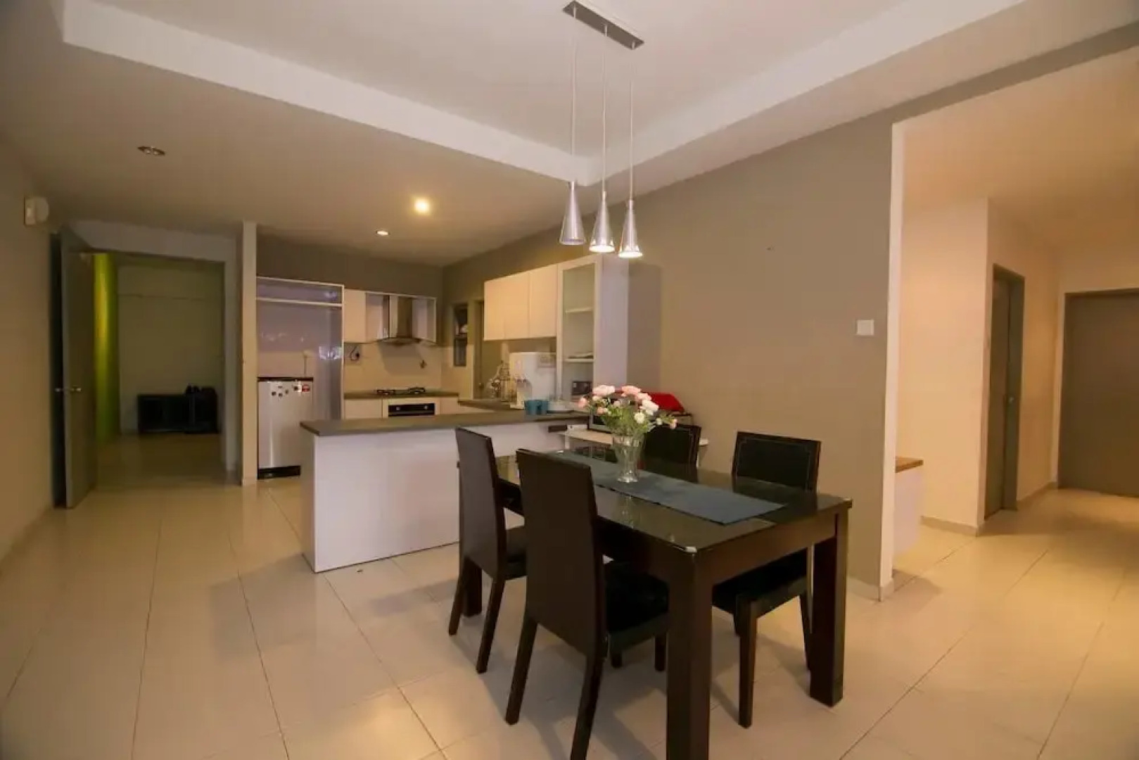 Homely Condo Near Embassy Row