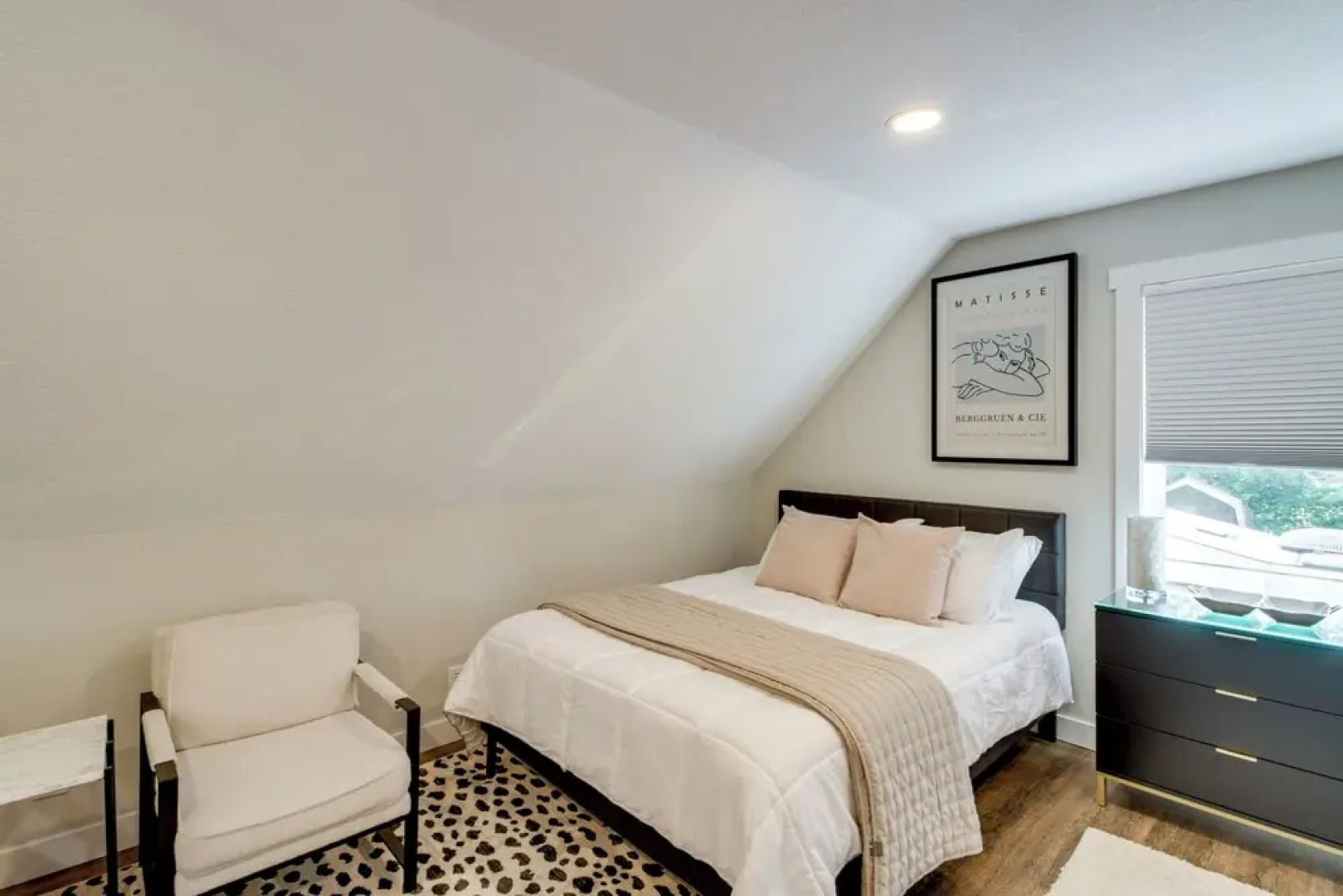 Stylish 'crosby Cottage' - 1 Mi to Serpent Lake!