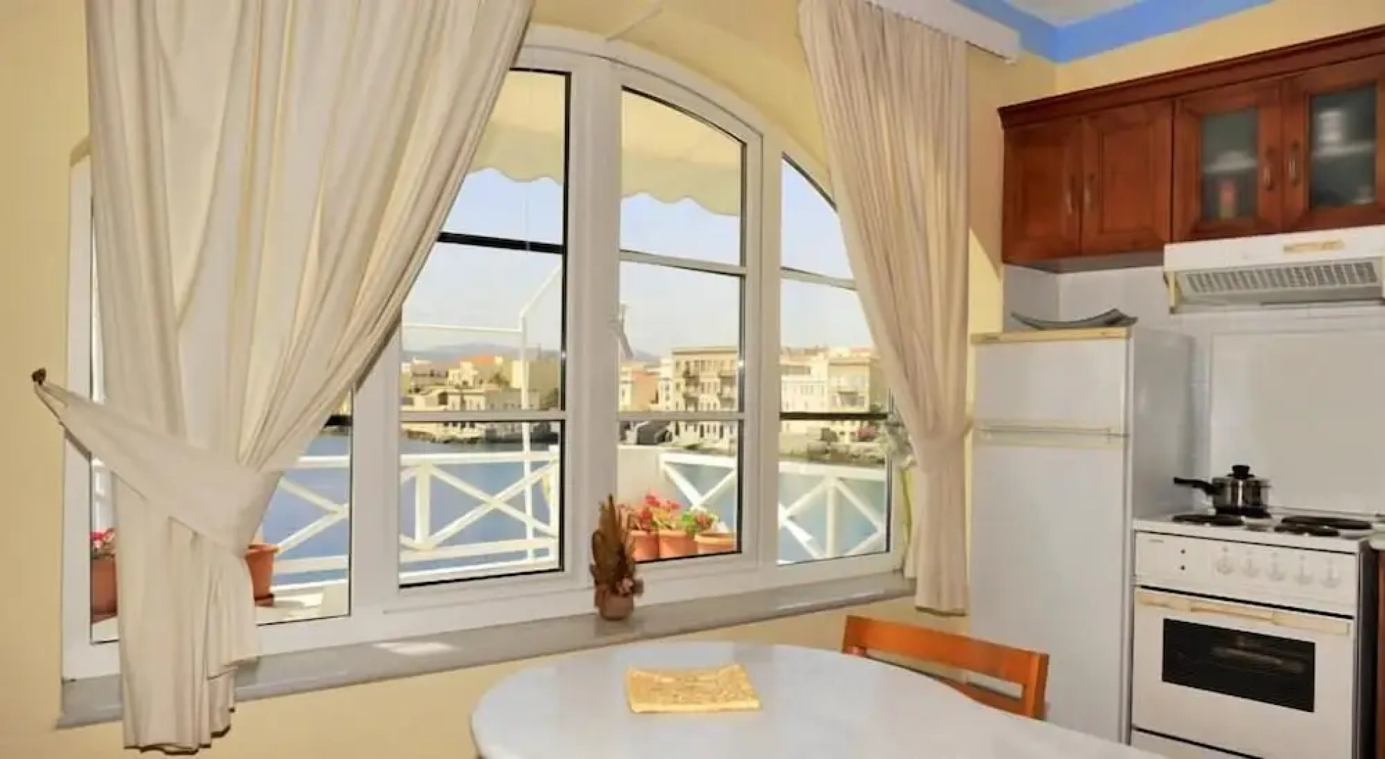 Отель Sea Colours