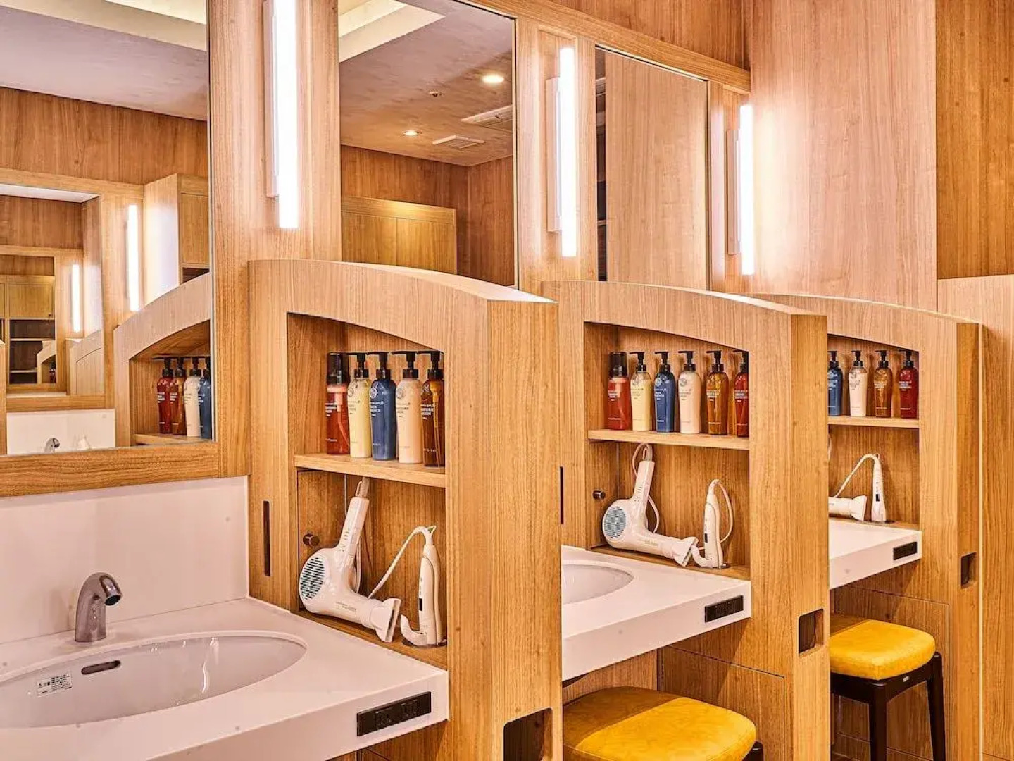 Anshin oyado Woman & Man Nagoya