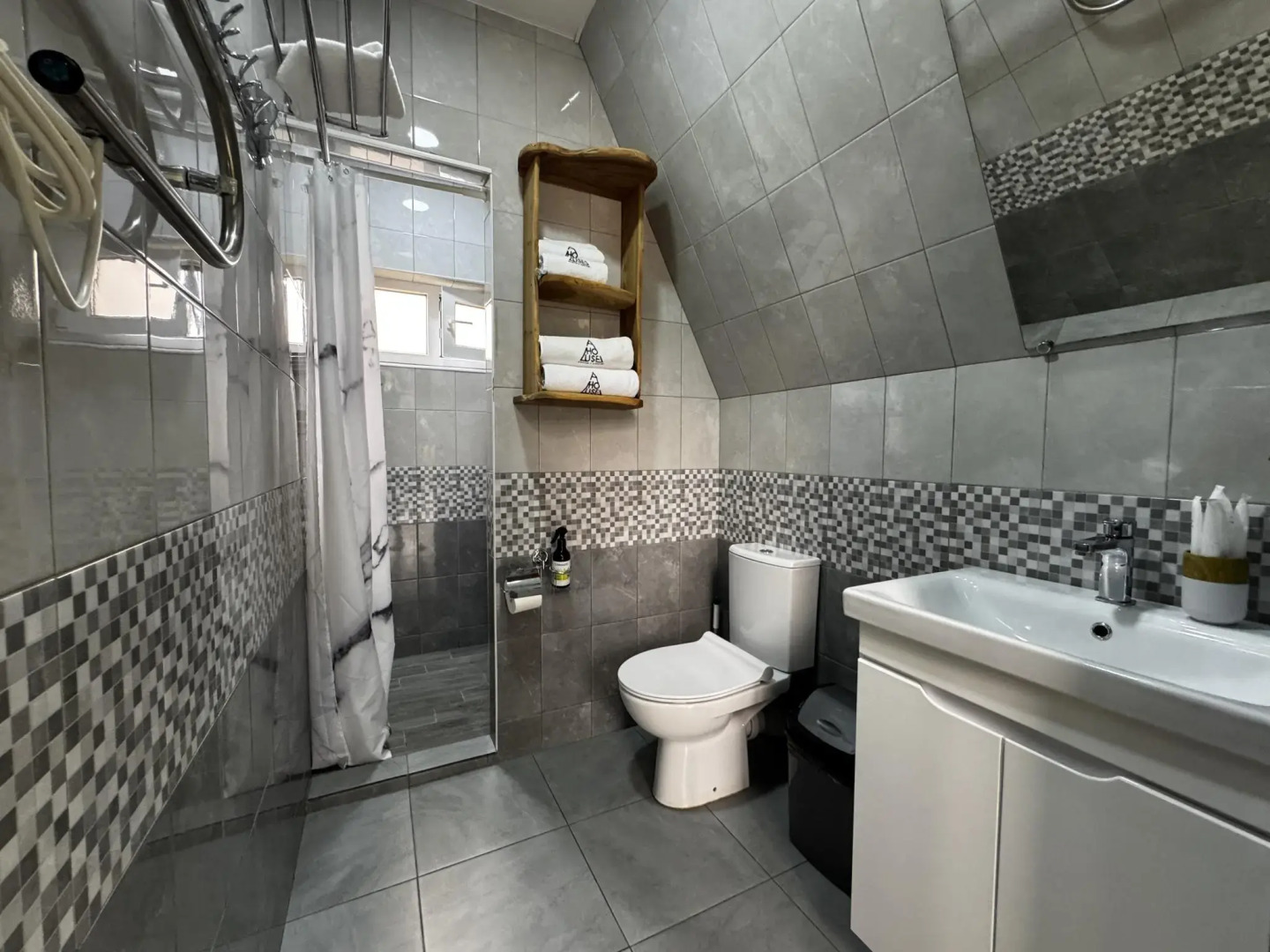 A-house (А-хаус)