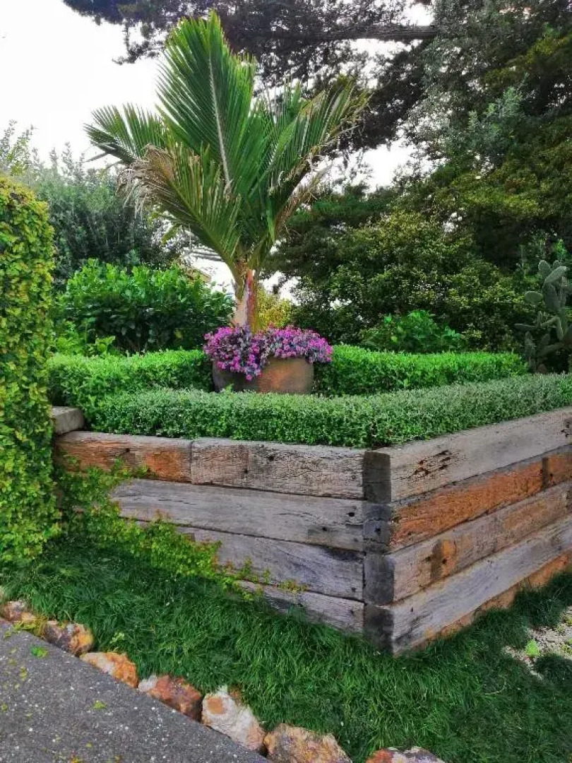 Oneroa Secret Garden Apartments