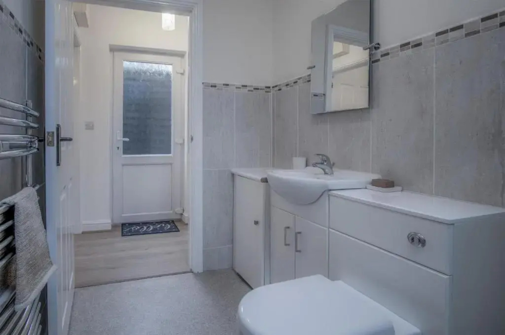 Shorelands - 1 Bedroom Apartment - Manorbier