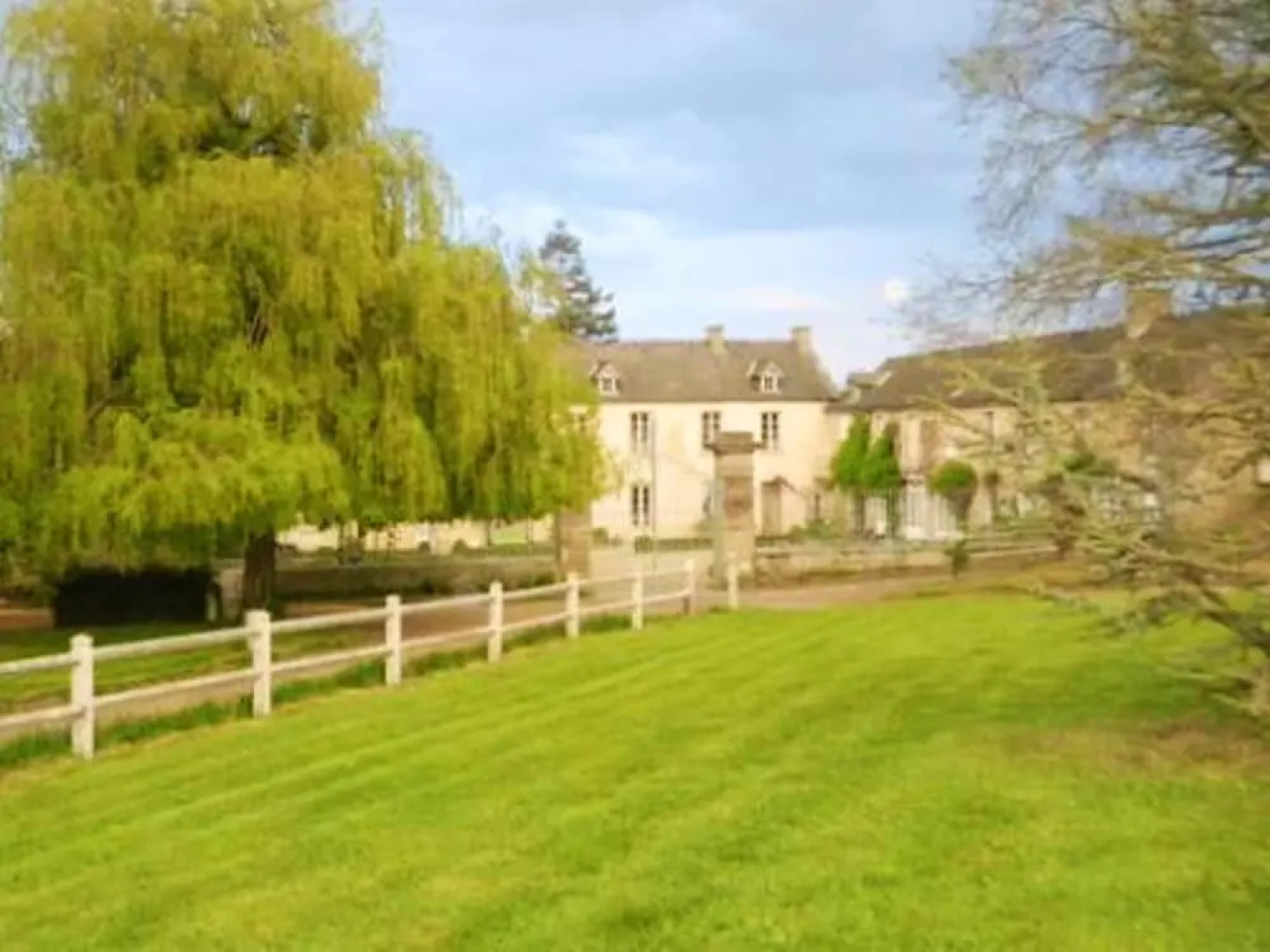 House With one Bedroom in Nonant, With Furnished Garden and Wifi