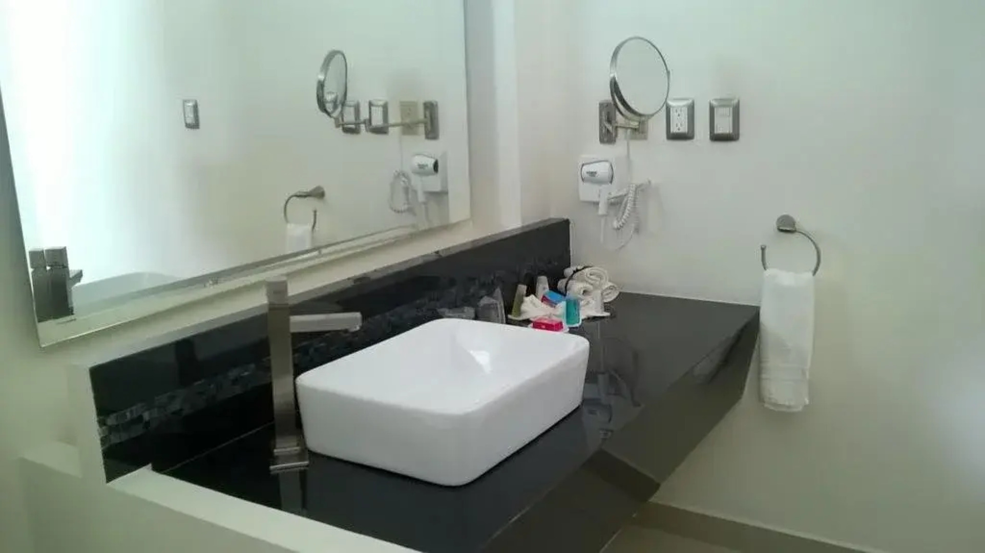 Amoe Hotel Boutique & Spa