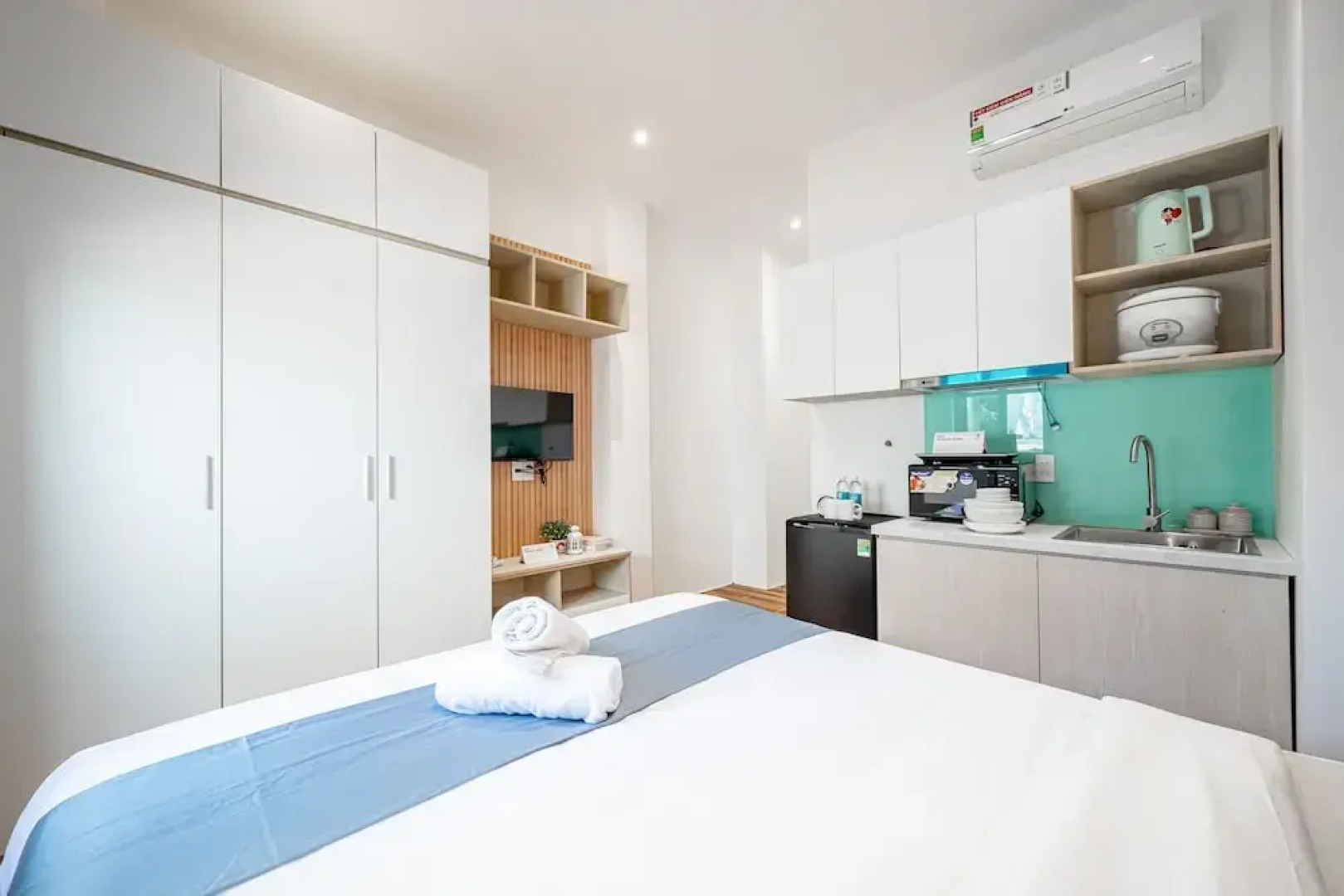 Cozrum Homes - Autumn House